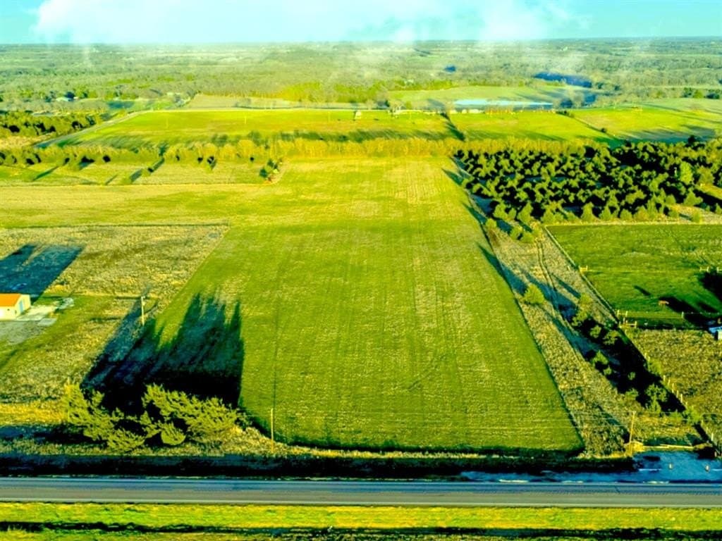 5 acres in Collin County gallery image 4