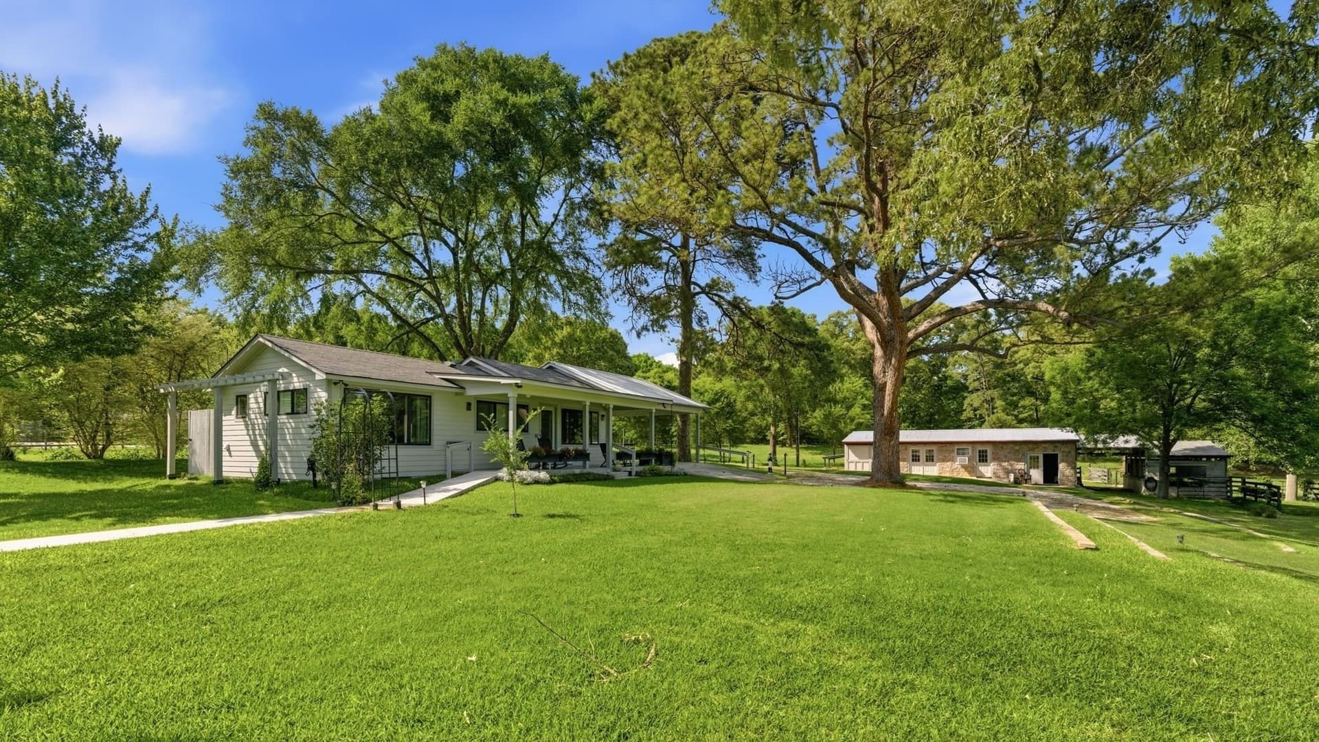 9 acres in Montgomery County - photo 2