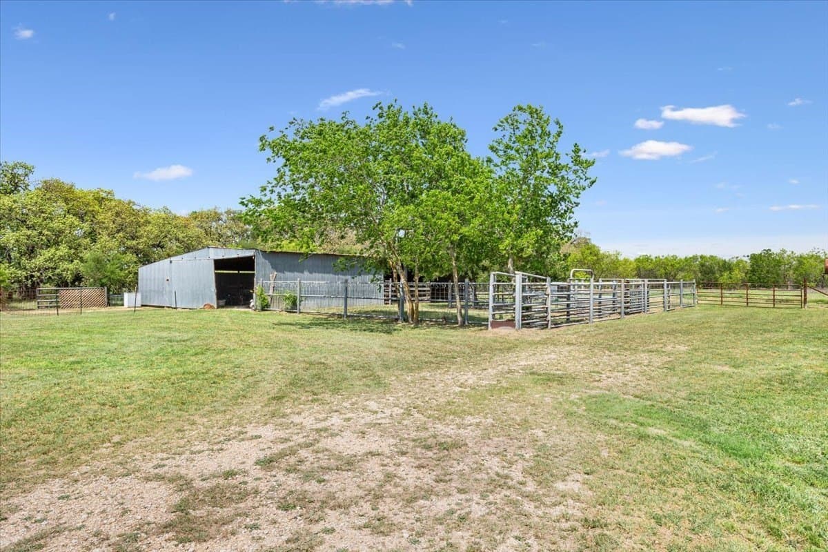 17.61 acres in McLennan County - photo 31