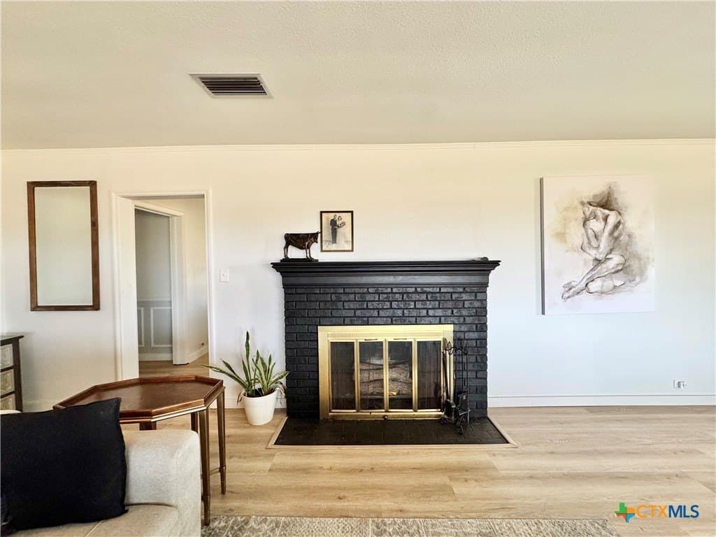 10 acres in Gonzales County gallery image 4