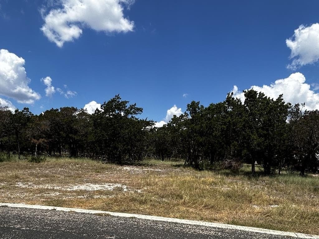 1.07 acres in Kerr County