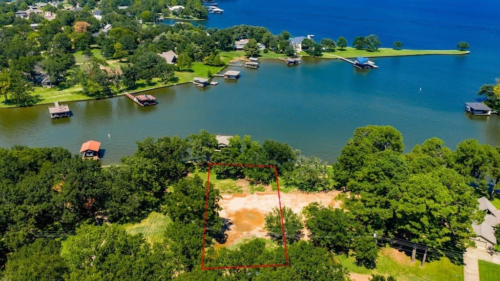 0.2 acres in Henderson County gallery image 3