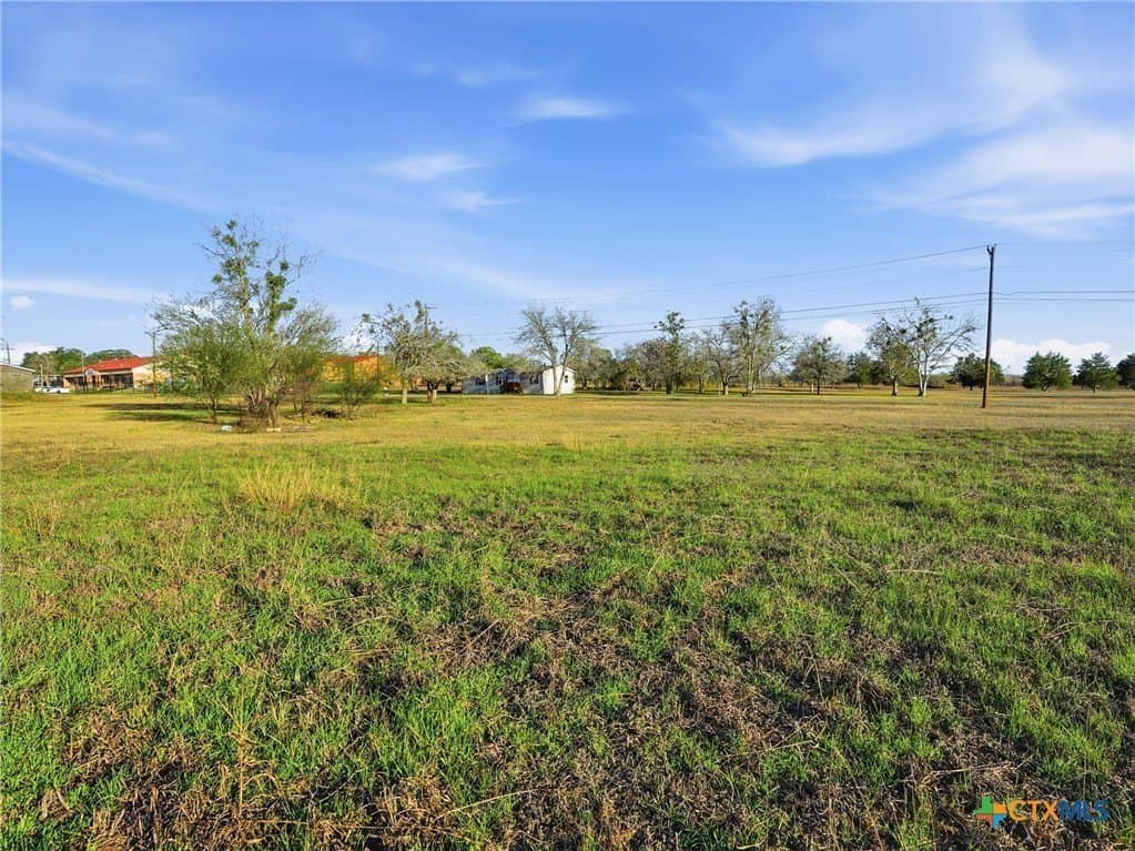 0.17 acres in DeWitt County - photo 10