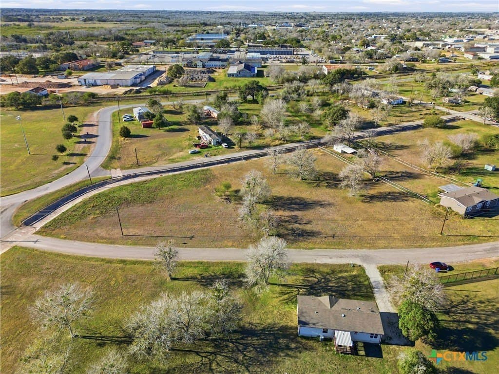 0.17 acres in DeWitt County - photo 5