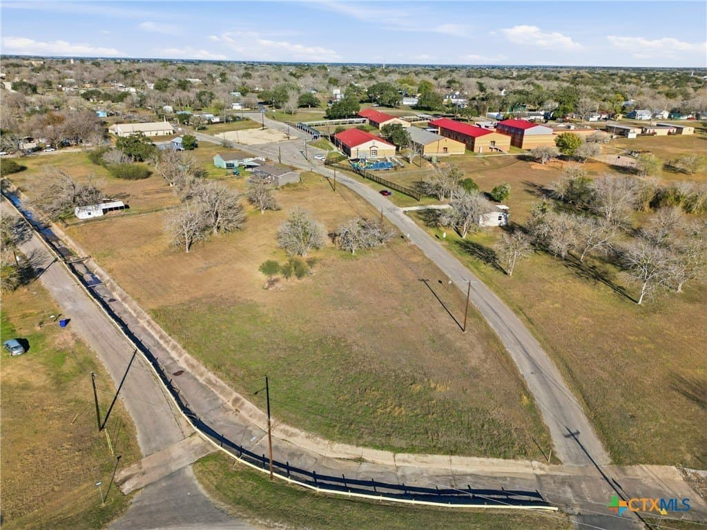0.17 acres in DeWitt County - photo 3