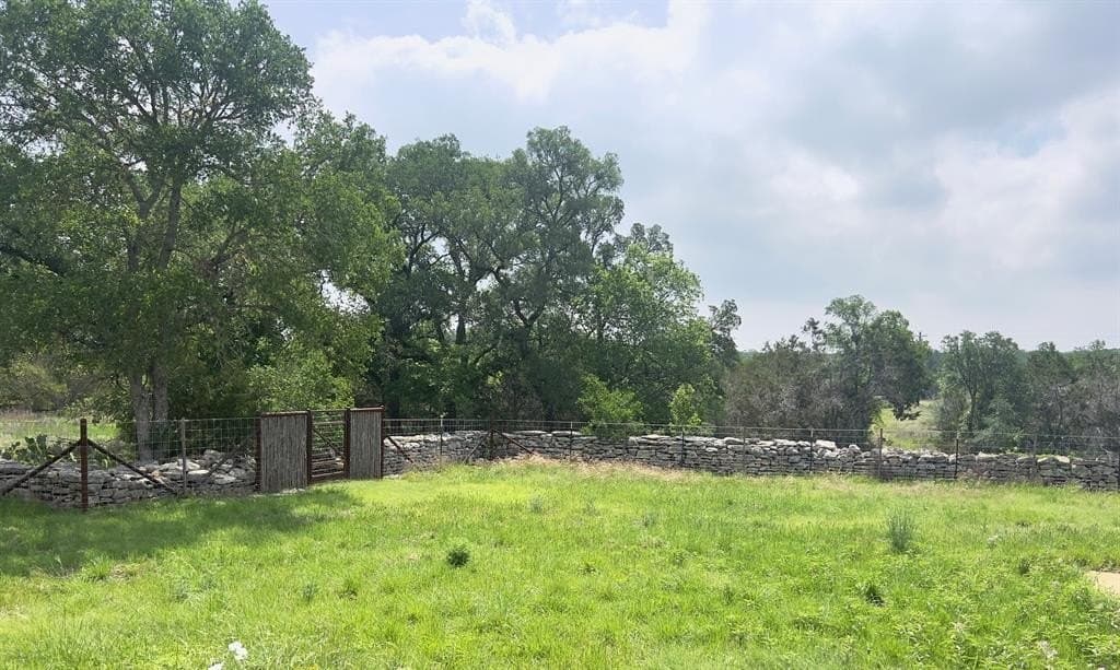 22.21 acres in Blanco County gallery image 4