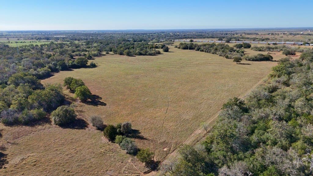 668 acres in Gonzales County - photo 15