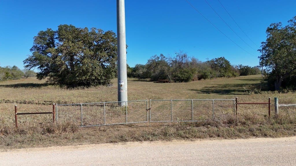 668 acres in Gonzales County - photo 46