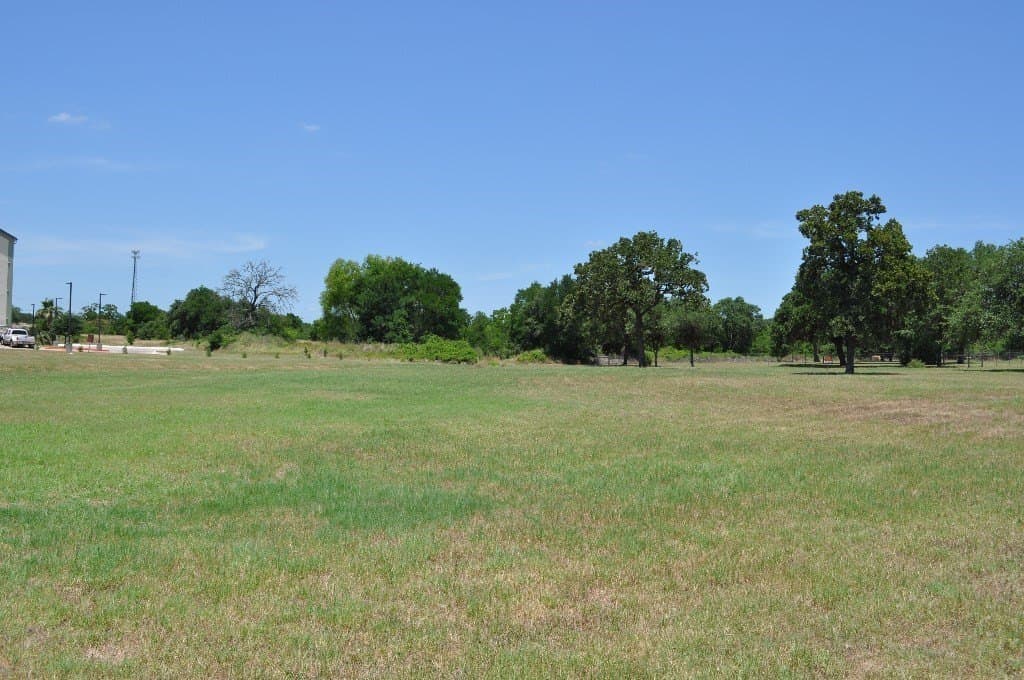 1.47 acres in Fayette County - photo 3