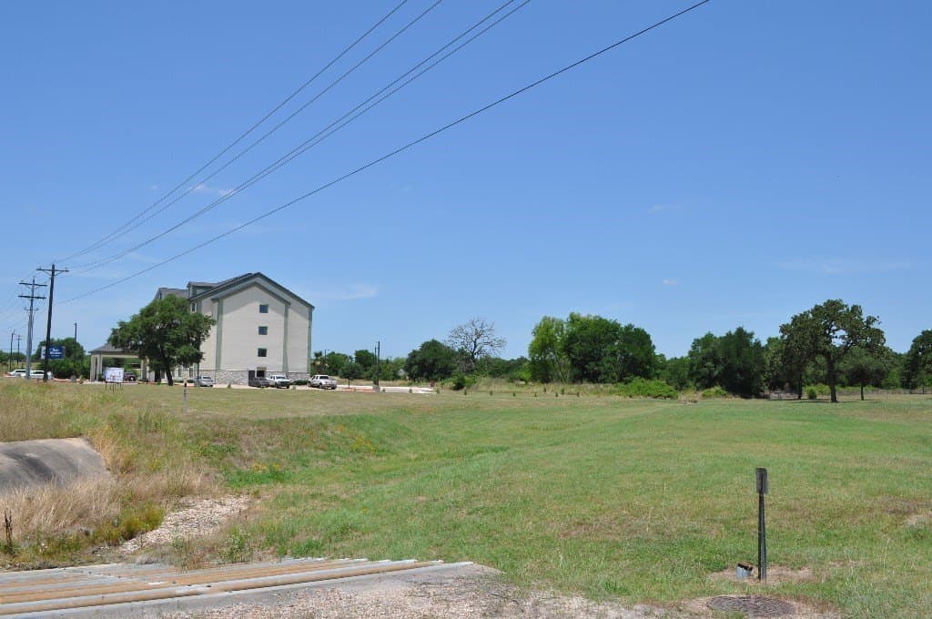 1.47 acres in Fayette County - photo 2