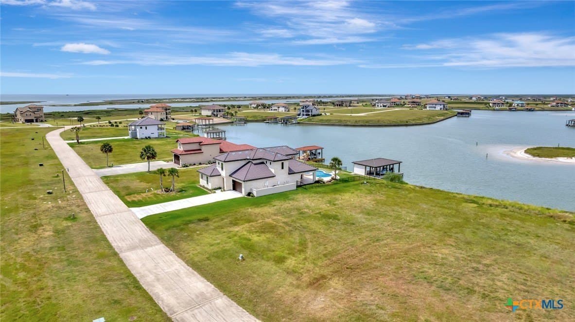 0.25 acres in Calhoun County gallery image 3