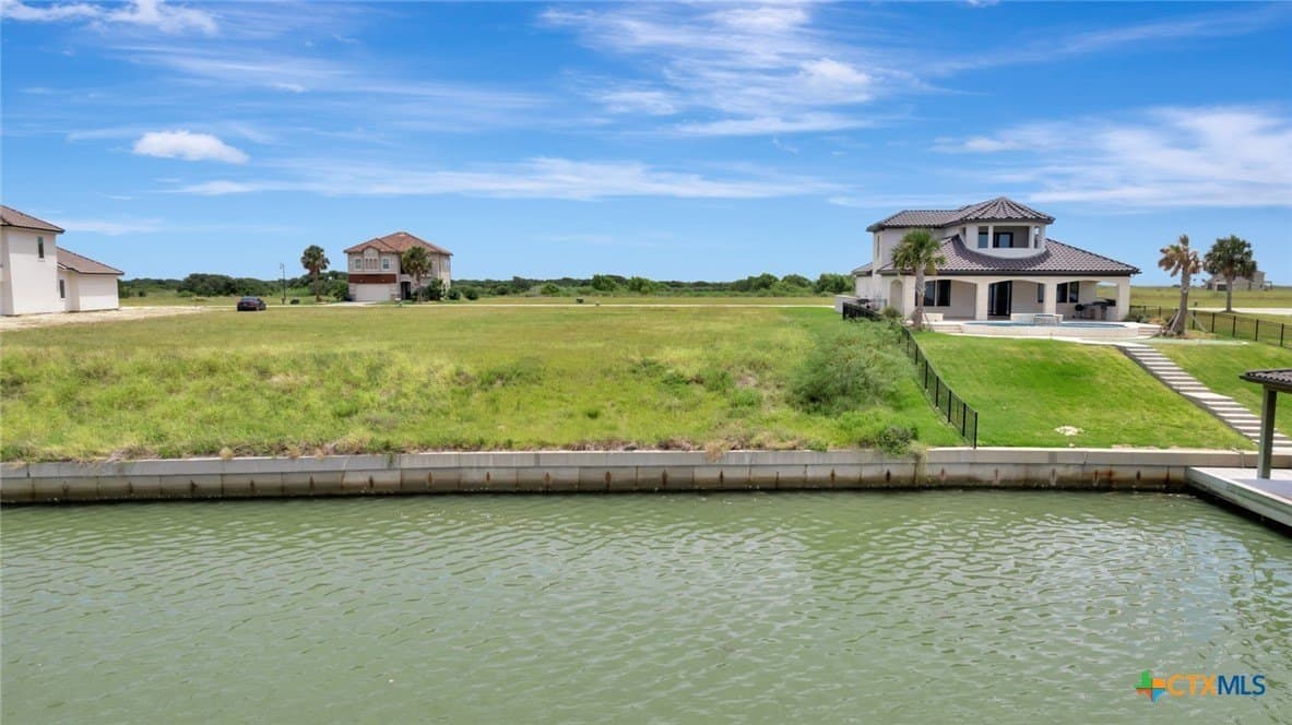 0.25 acres in Calhoun County - photo 9