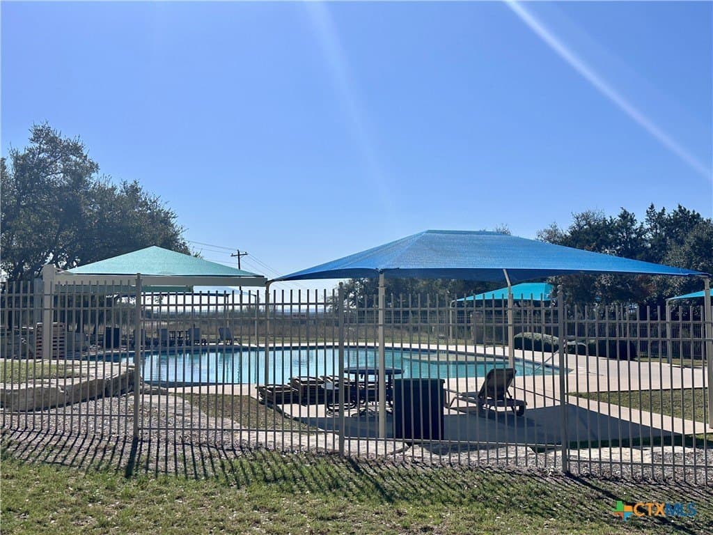 3 acres in Comal County gallery image 2