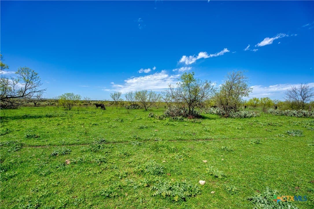 686.04 acres in Lampasas County - photo 23