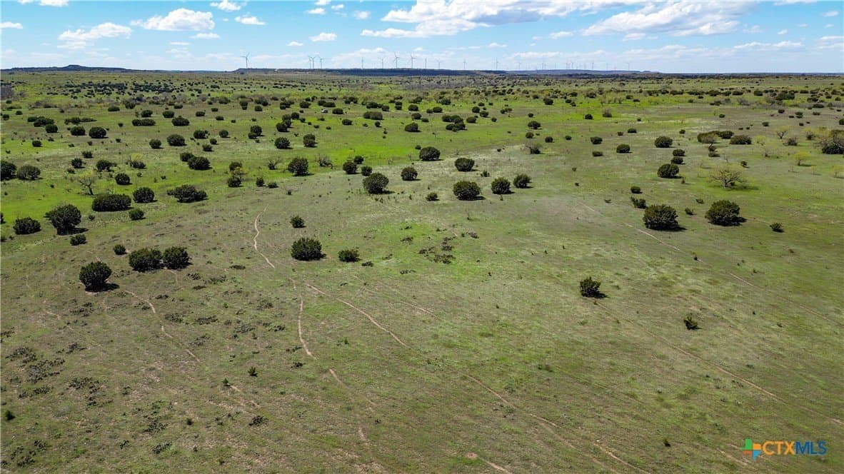 686.04 acres in Lampasas County - photo 17
