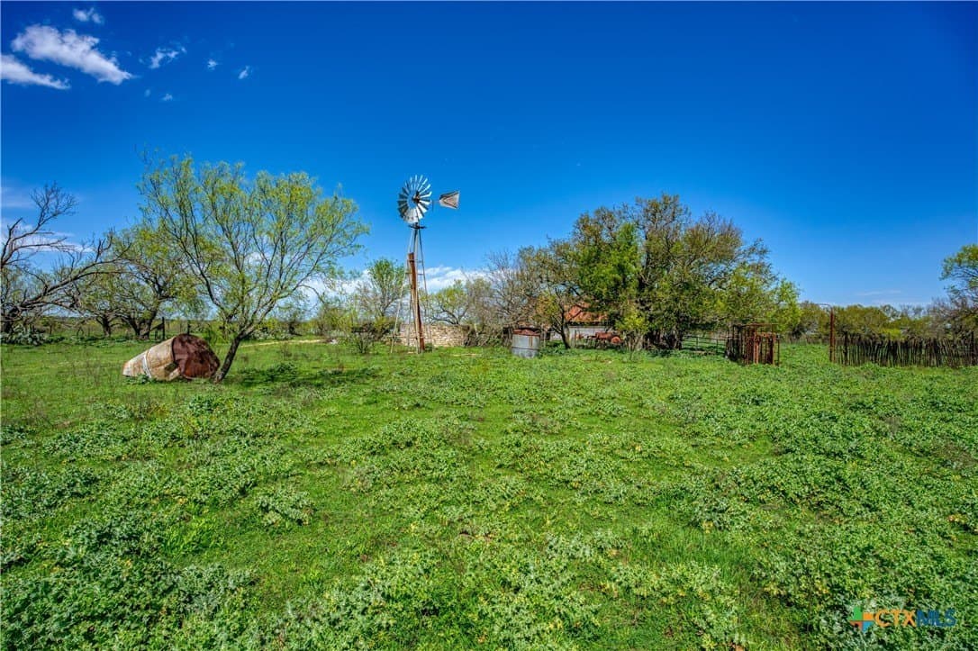 686.04 acres in Lampasas County - photo 21