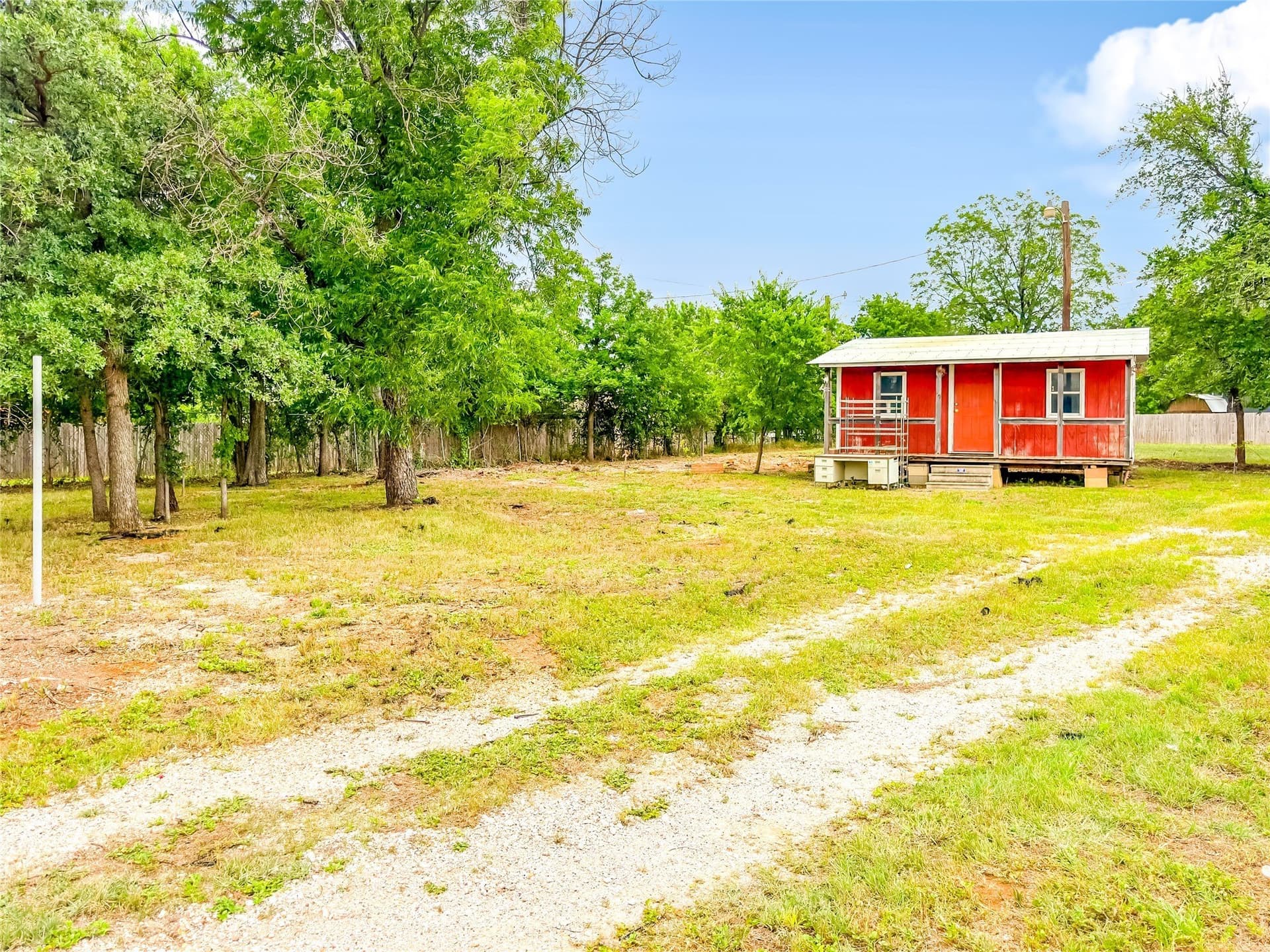 0.63 acres in Eastland County - photo 5