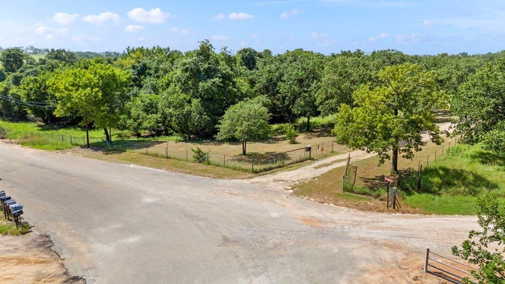 31 acres in Gillespie County gallery image 3