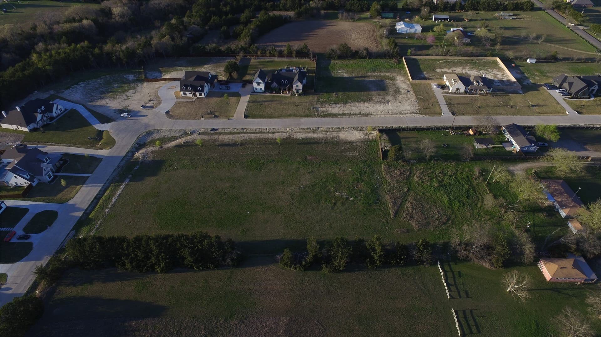 1.19 acres in Ellis County gallery image 4