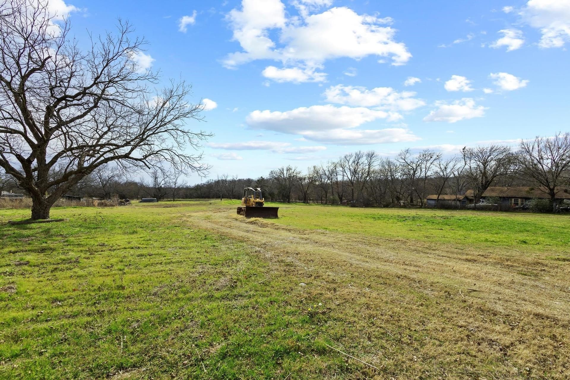 4.38 acres in Grayson County gallery image 2
