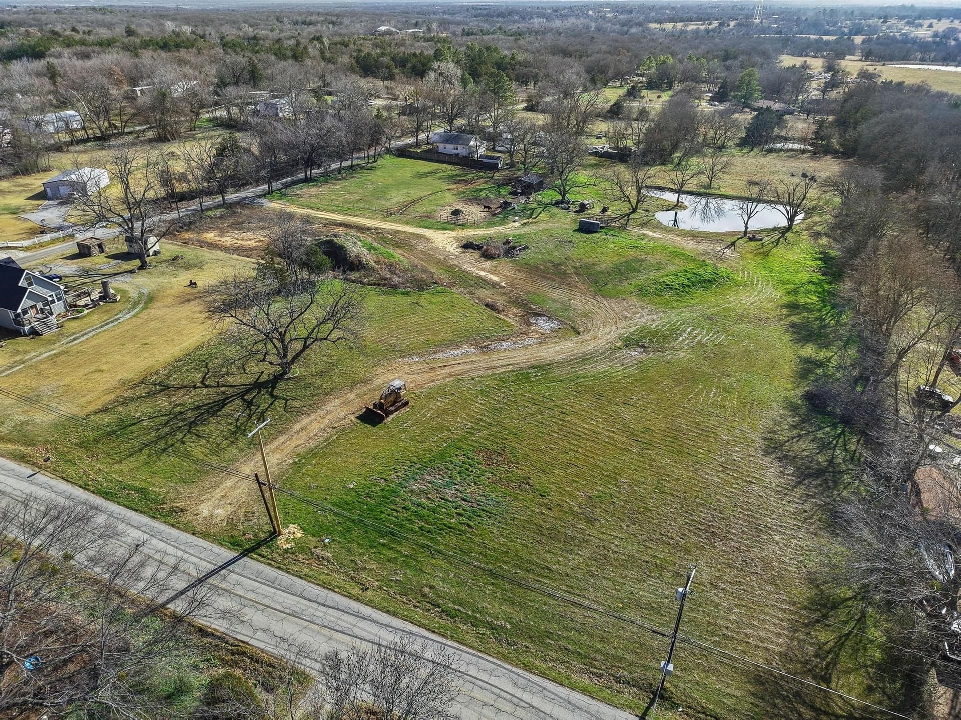 4.38 acres in Grayson County
