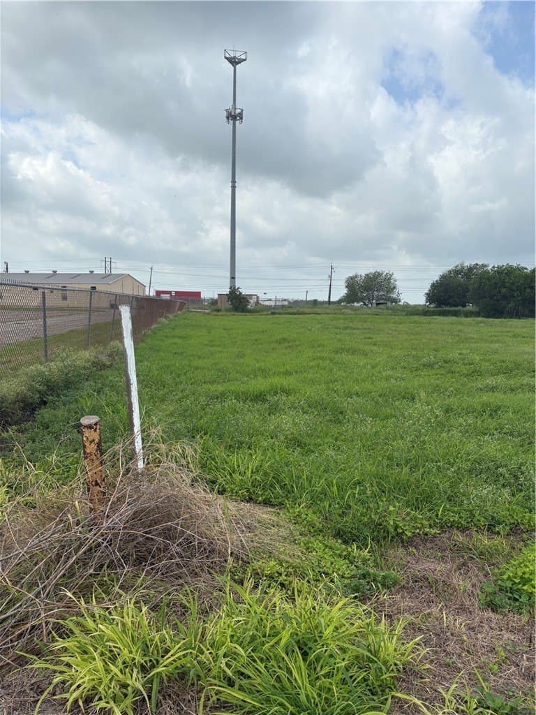 65,536 acres in Nueces County - photo 17