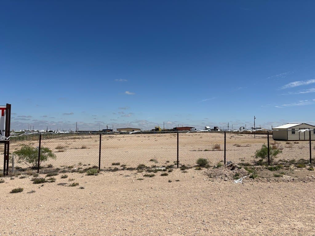 2.89 acres in Ector County gallery image 2