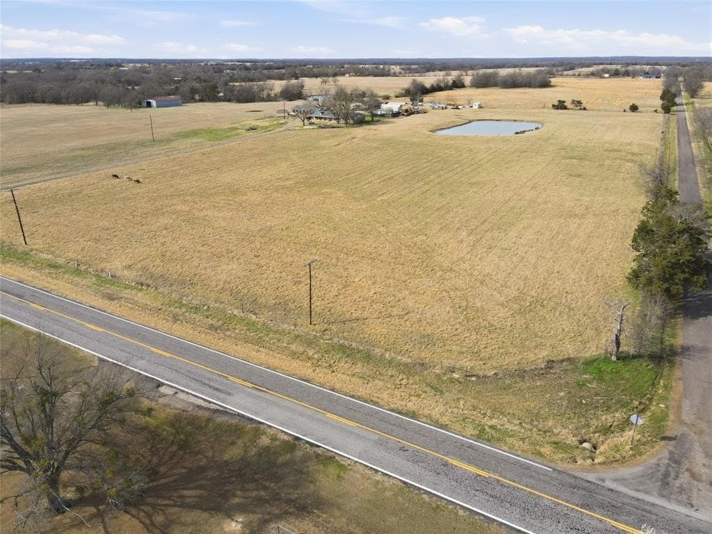 1.07 acres in Hopkins County gallery image 3