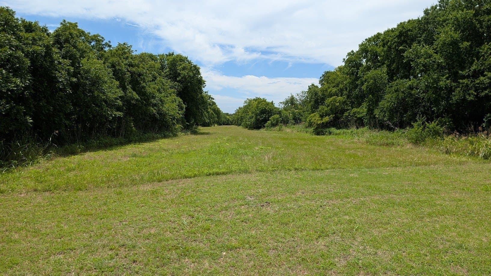0.32 acres in McLennan County gallery image 4