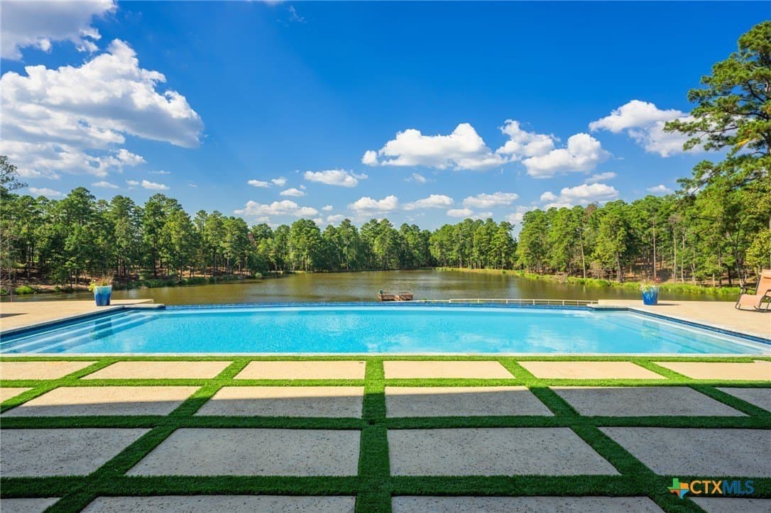 495 acres in Smith County - photo 9