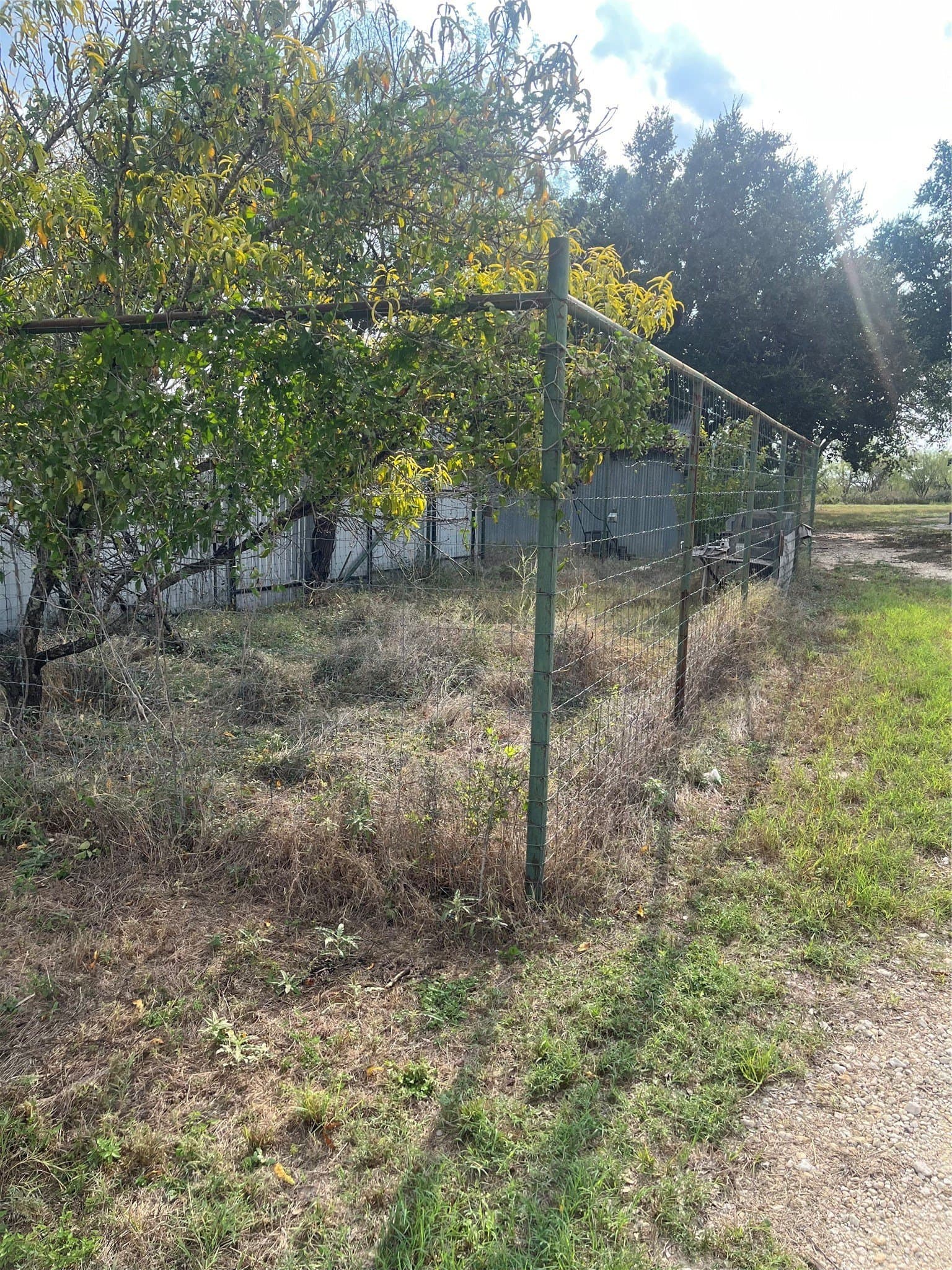 0.9 acres in Lampasas County