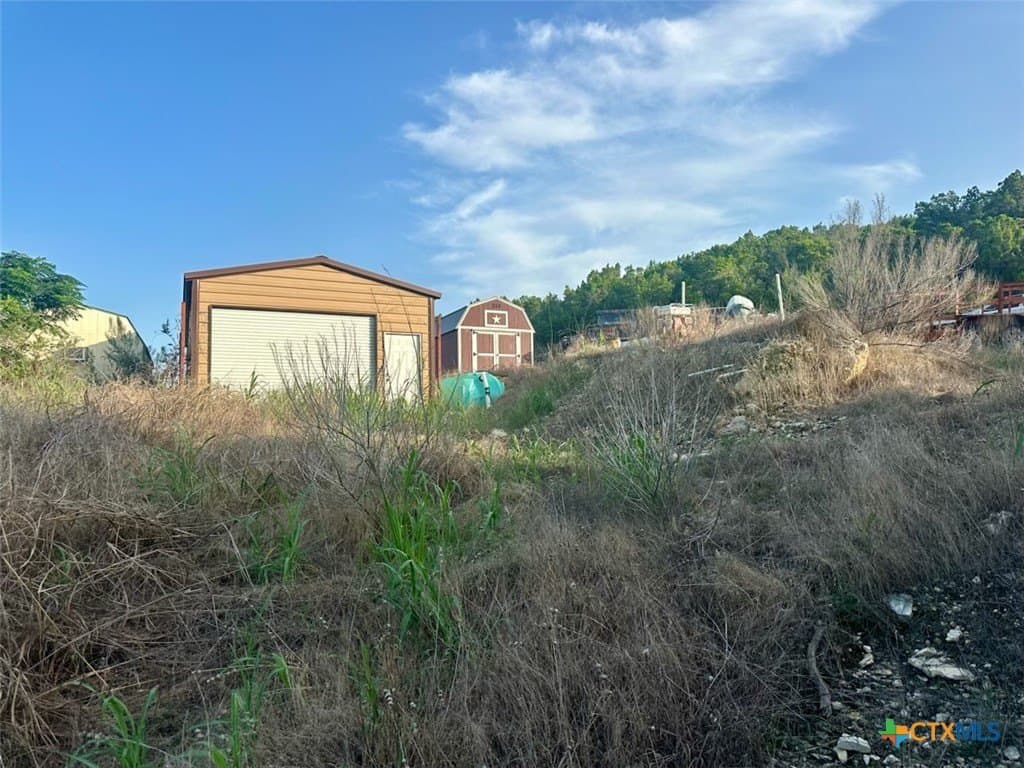 1.04 acres in Travis County - photo 2