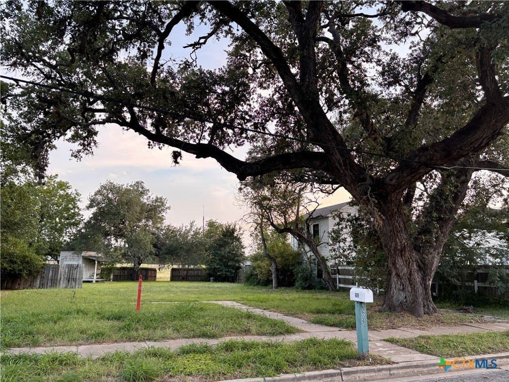 0.26 acres in DeWitt County