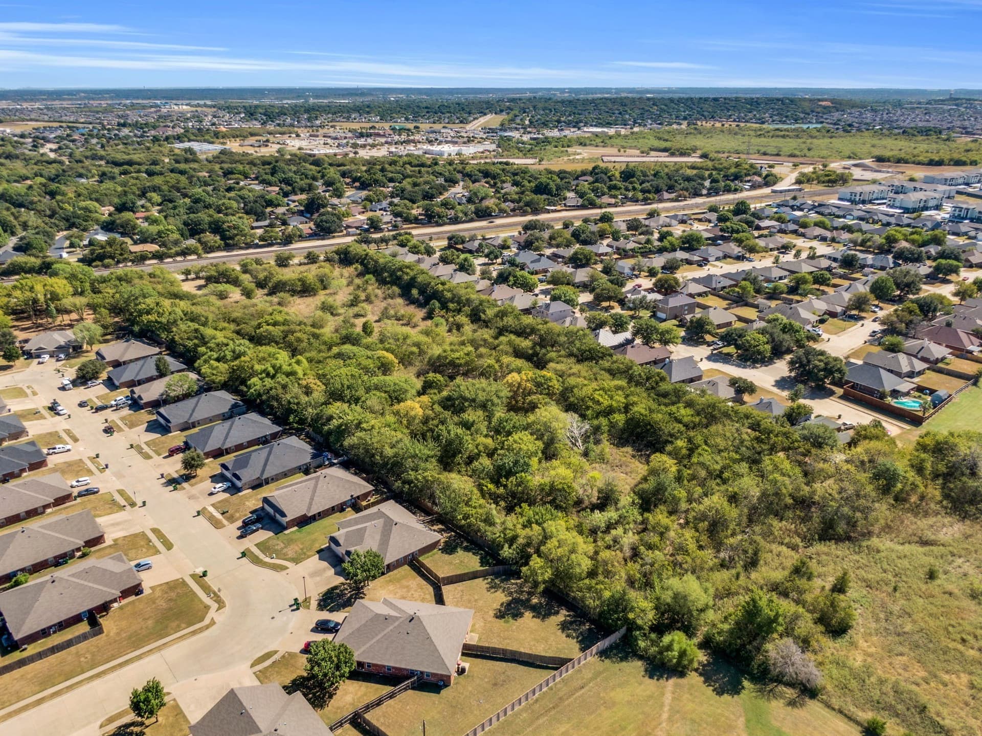 8 acres in Tarrant County - photo 2