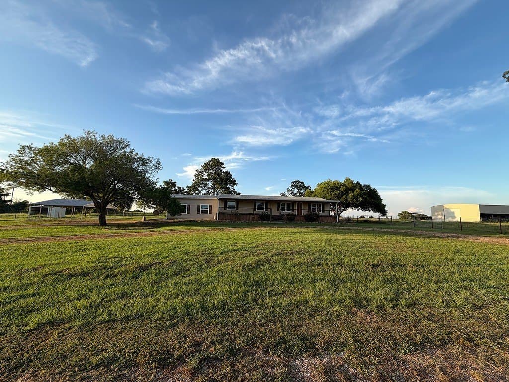 3.51 acres in Austin County