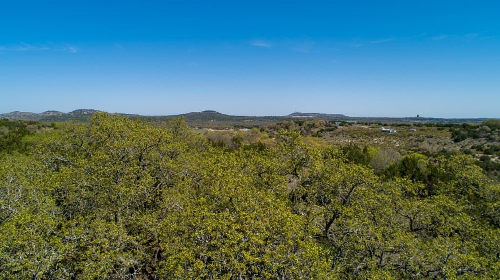 9.13 acres in Blanco County gallery image 4