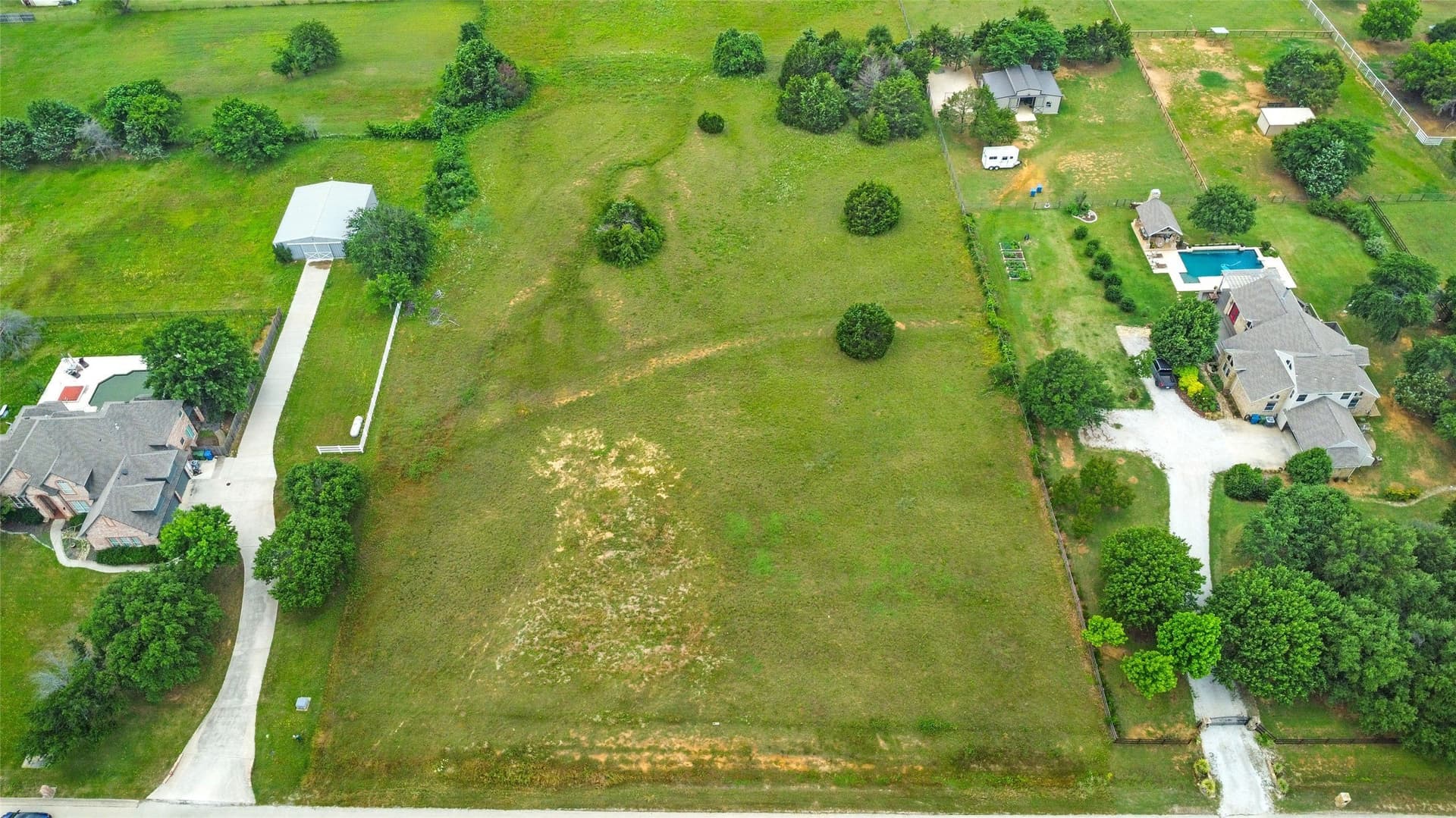 5 acres in Denton County - photo 2