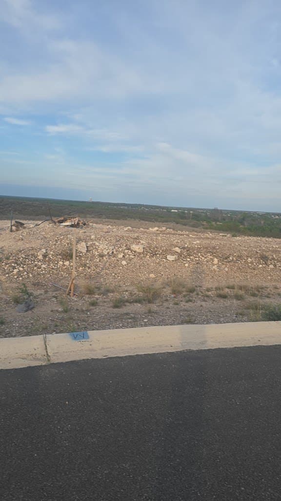 1.51 acres in Maverick County gallery image 4