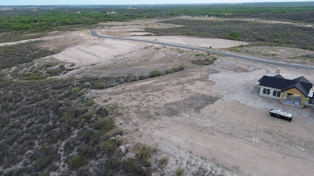 1.51 acres in Maverick County gallery image 2