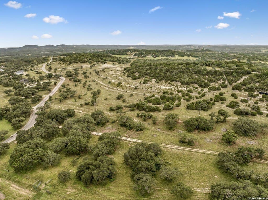 10 acres in Kendall County gallery image 2