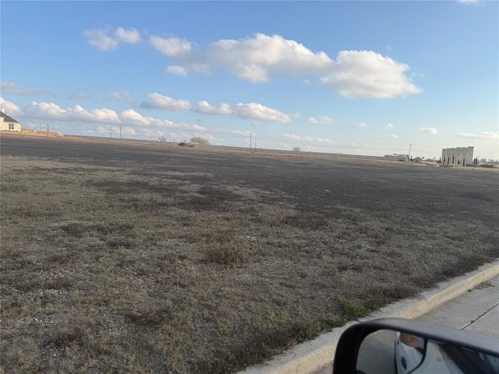 0.8 acres in McLennan County featured view