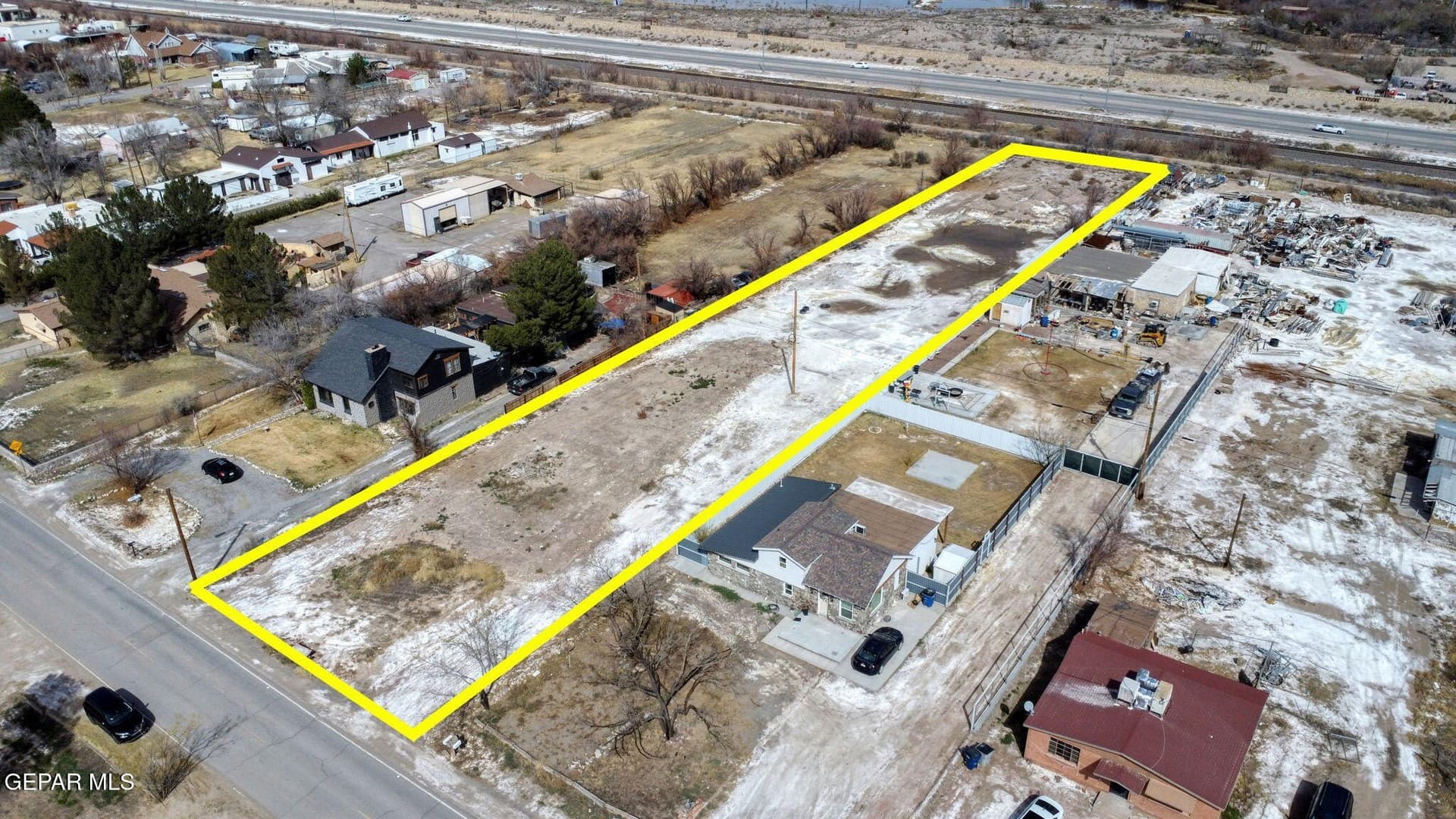 0.94 acres in El Paso County gallery image 3