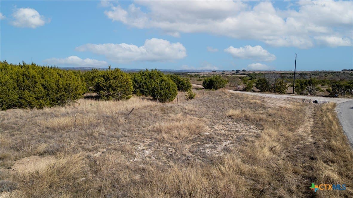 20 acres in Lampasas County - photo 14