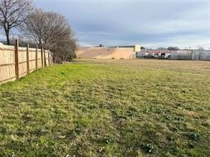 1.79 acres in Tarrant County gallery image 4