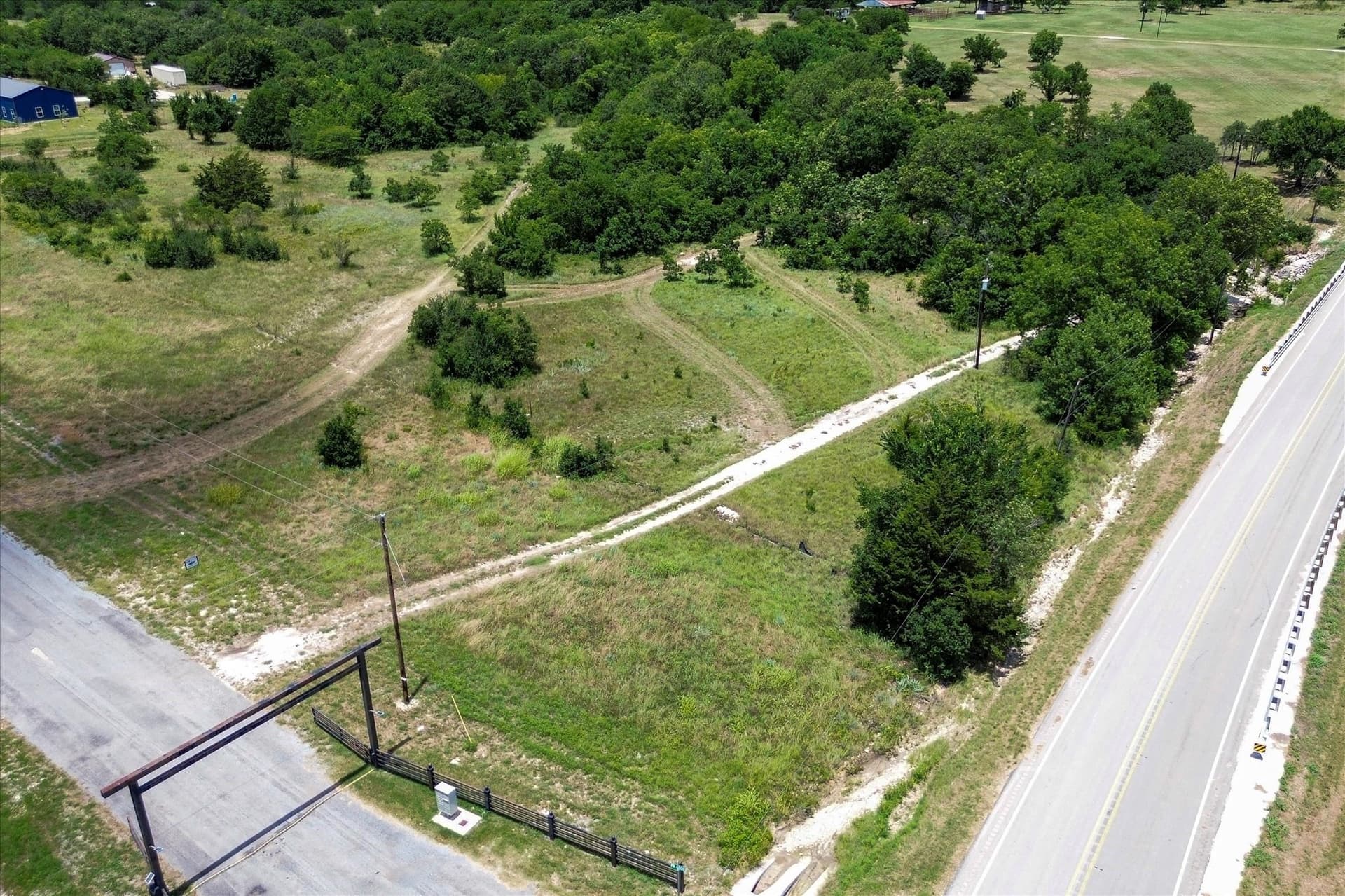 5 acres in Cooke County - photo 6