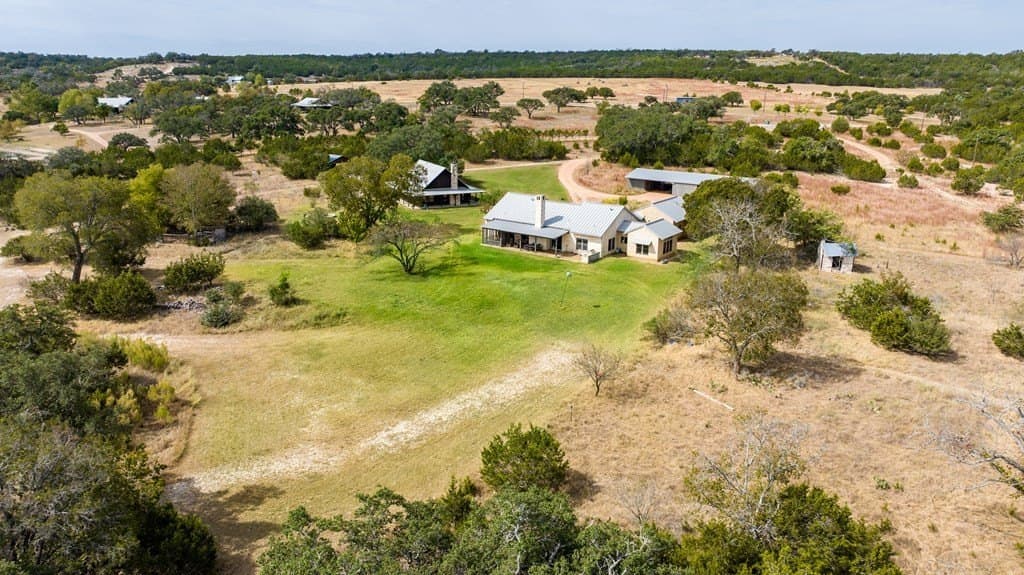 28.79 acres in Gillespie County gallery image 3