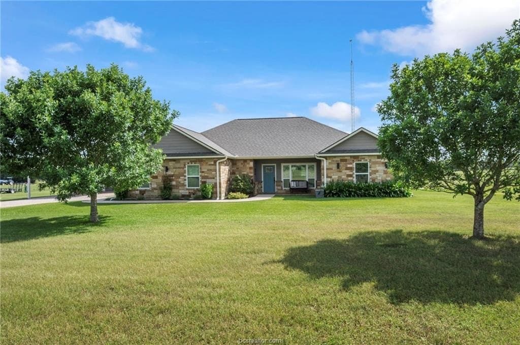 10 acres in Burleson County gallery image 3