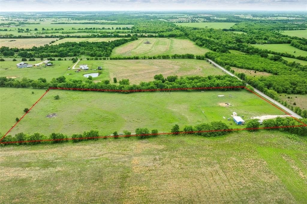 10 acres in Hunt County gallery image 4