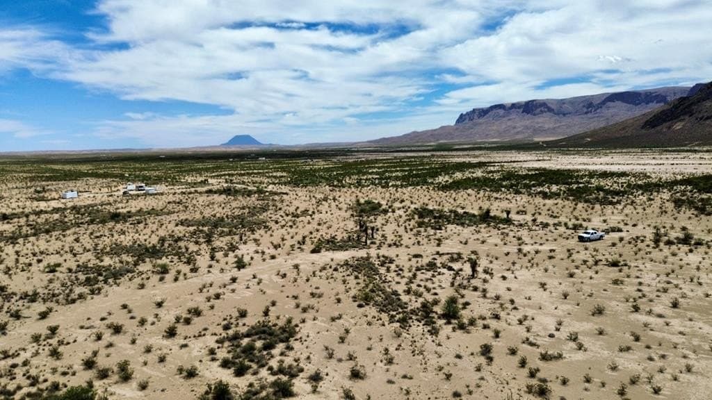 10 acres in Brewster County