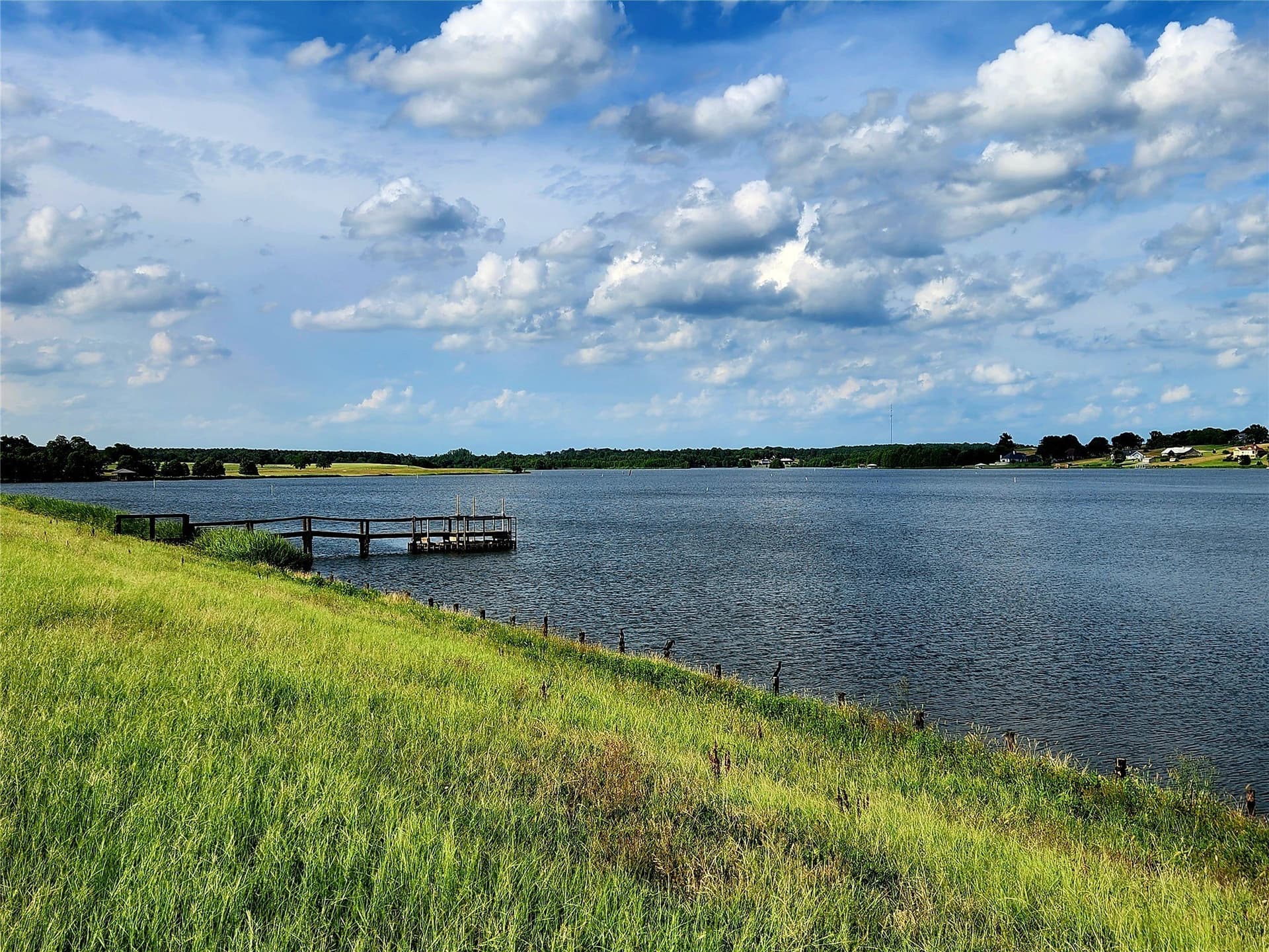 1.02 acres in Henderson County - photo 37